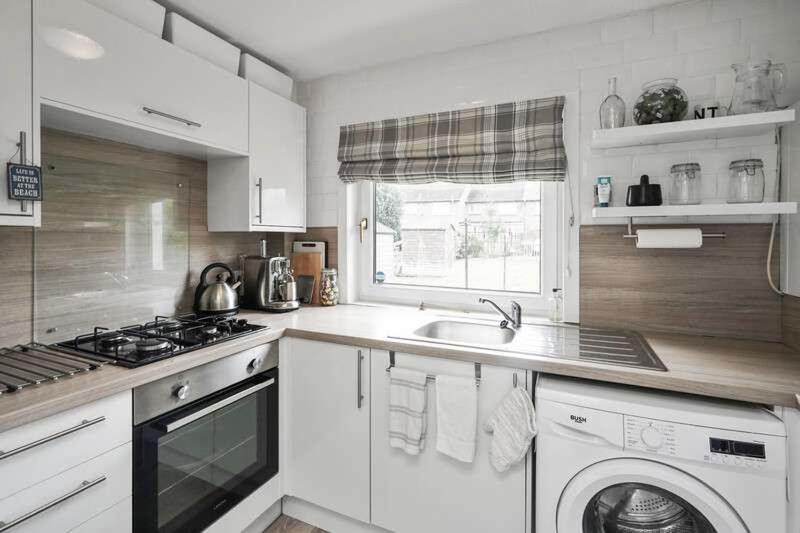House With Garden And Parking 15 Min To City Center Edinburg Exteriör bild