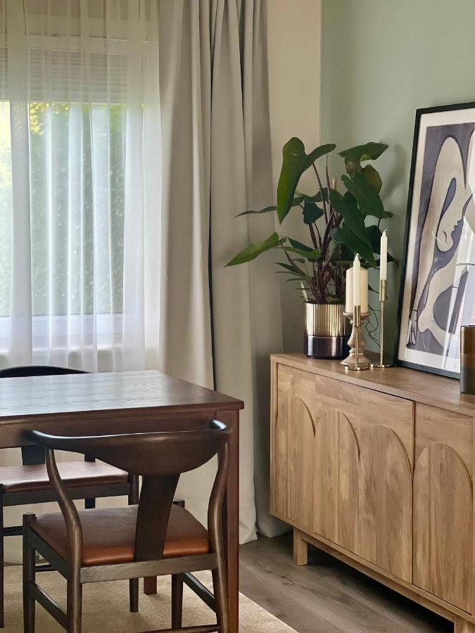 House With Garden And Parking 15 Min To City Center Edinburg Exteriör bild